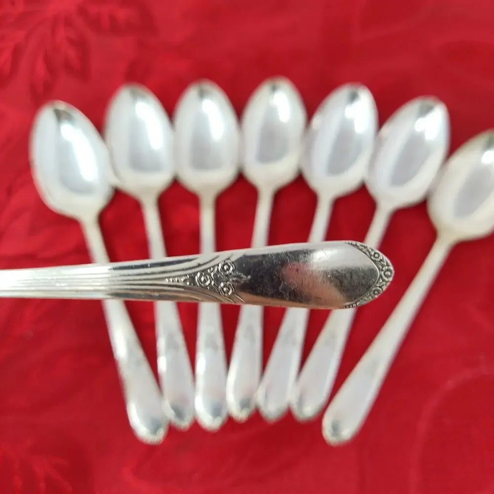 8X Tsp Teaspoons Rogers International MARY LOU DEVONSHIRE Silverplate